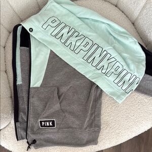 PINK Victoria's Secret Mint and Gray Cropped Hoodie